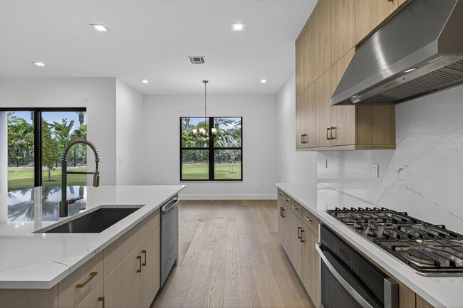 Building Photo - 9361 Sunflower Mdw Rd