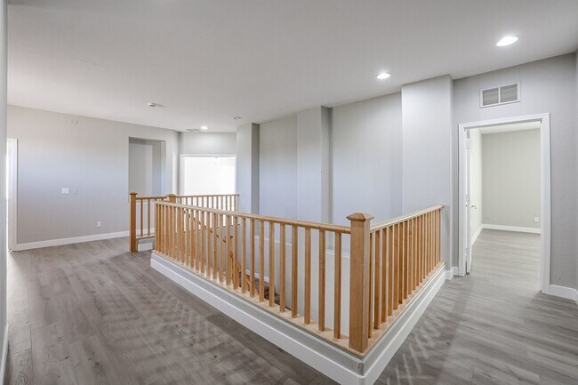 Building Photo - COMING SOON!! INCREDIBLE 5-BEDROOM 3 BATH, ALMOST 4000 SFT IN CORE CHANDLER