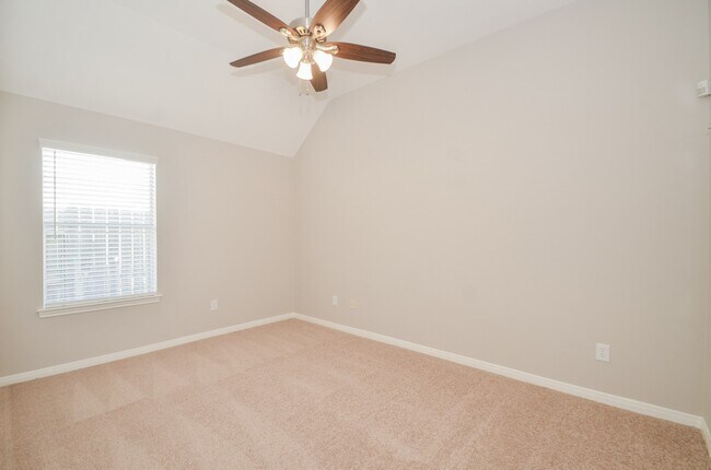 Building Photo - 2123 Thistlerock Ln