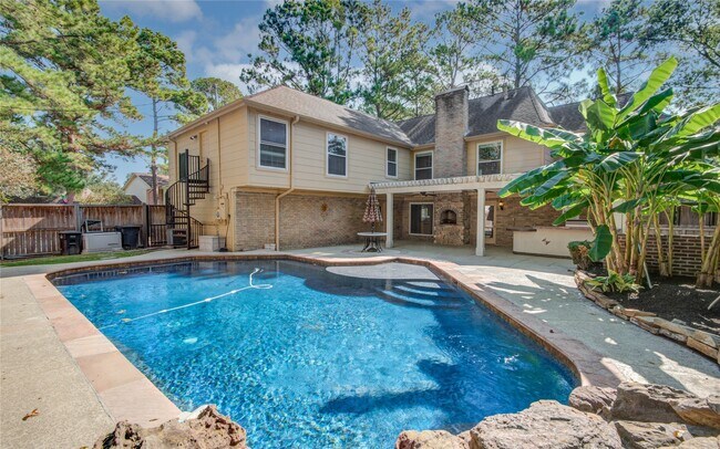 Building Photo - 8906 Herts Rd