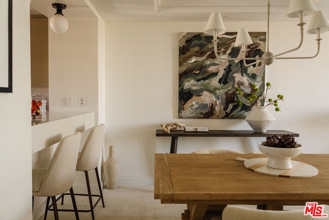 Building Photo - 11847 Gorham Ave