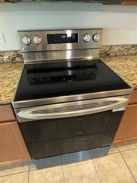 Building Photo - 19363 Fallglo Dr