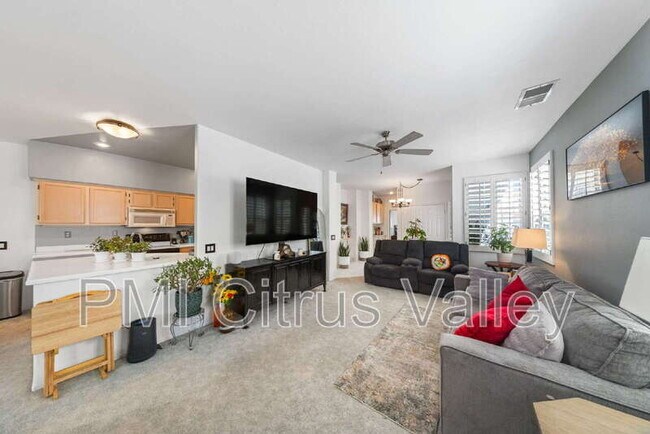 Building Photo - 754 Zaphiro Ct