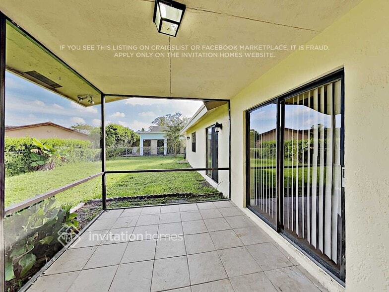 Building Photo - 8315 NW 80 St