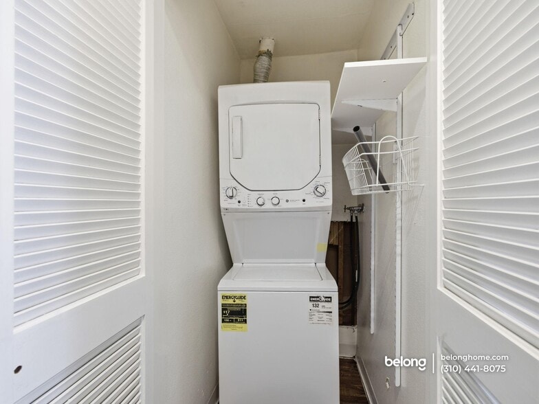 Building Photo - 1940 Highland Ave