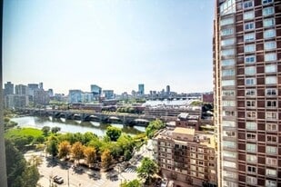 Building Photo - 12 Museum Way