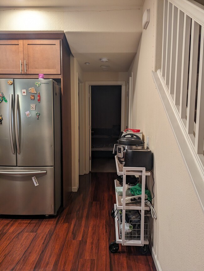 Building Photo - 764 Grandview Ter