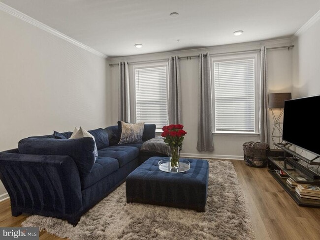 Building Photo - 4810 Vista Glen Ln