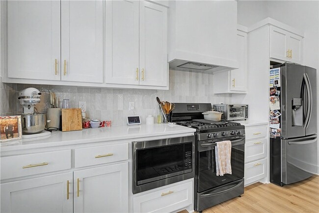 Building Photo - 20 Kentallen Ln