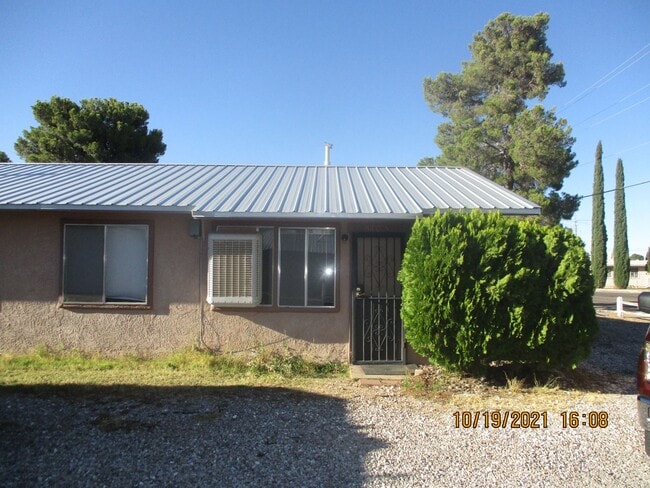 Building Photo - 540 North Ave