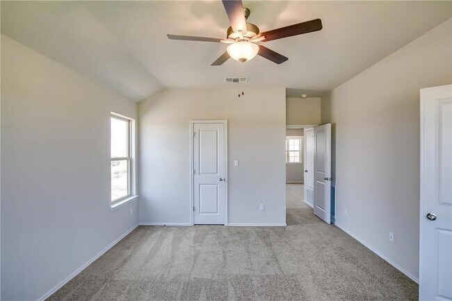 Building Photo - 349 Horsemint Way