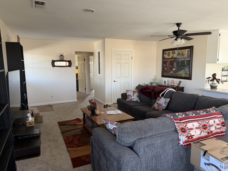 Living Room - 14902 Eastwood Ave