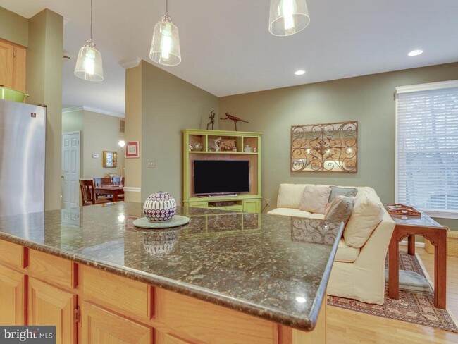 Building Photo - 11300 Fairwind Way