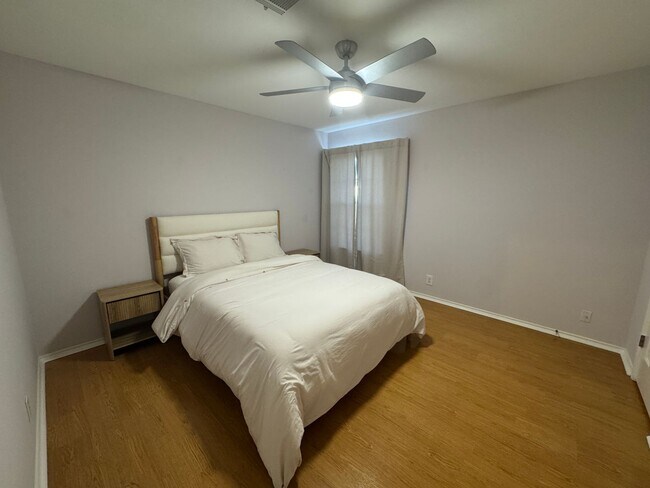 Building Photo - GATED COMMUNITY  |  STONE OAK  |  4 BEDROO...