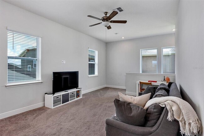 Building Photo - 6747 Bridgman St