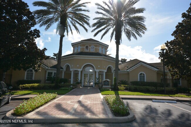 Building Photo - 10075 Gate Pkwy N