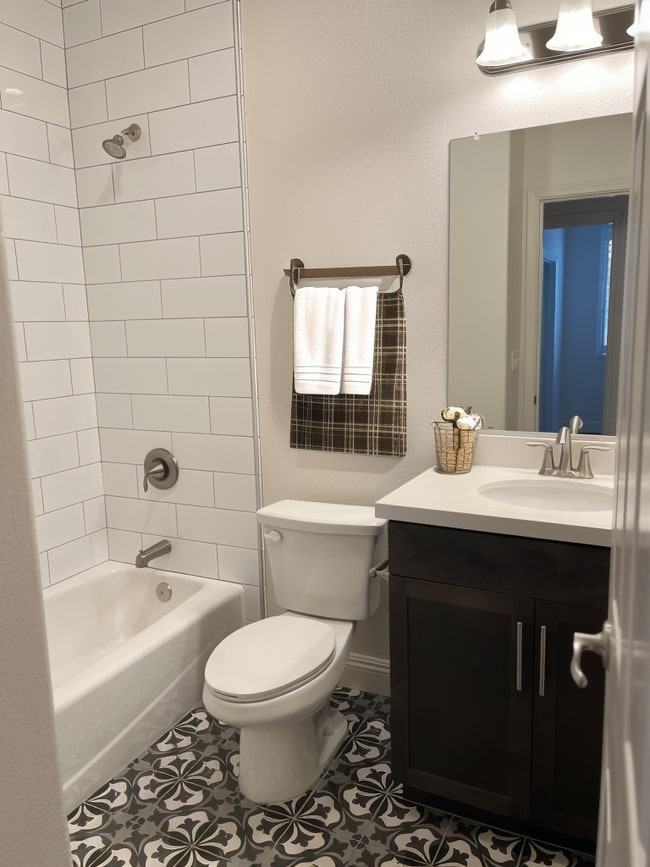 Building Photo - 4404 Herado Dr