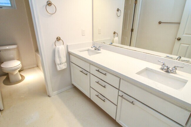 Building Photo - COMING SOON! Beautiful and modern two stor...