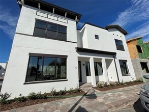 Building Photo - 427 Villa Domani Ct