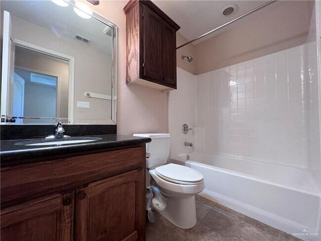 Building Photo - 31 Butkus Dr