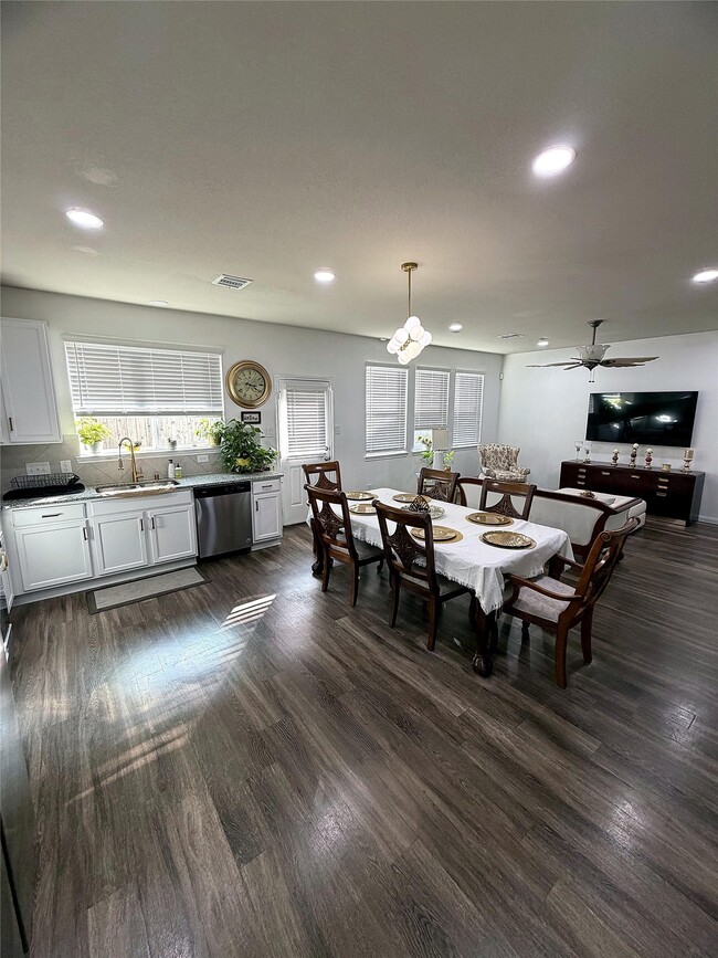 Building Photo - 18623 Dingo Stream Ln