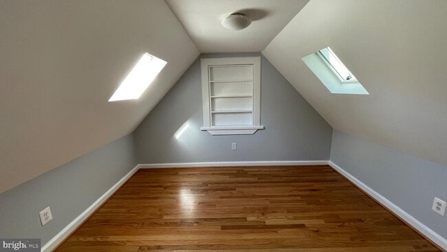 Building Photo - 10130 Blake Ln