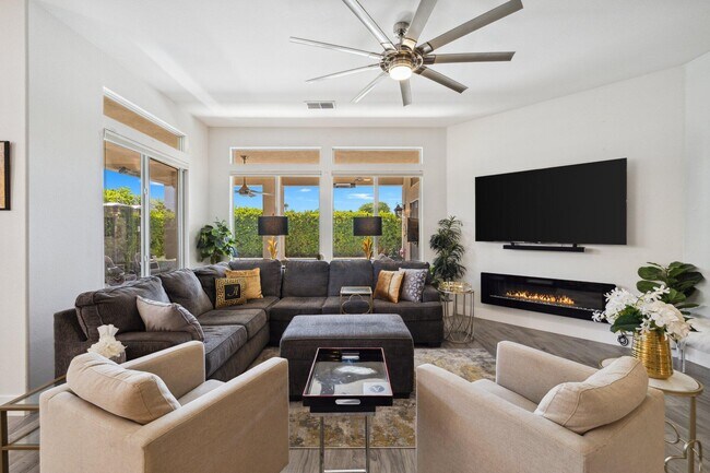 Building Photo - 80149 Royal Birkdale Dr