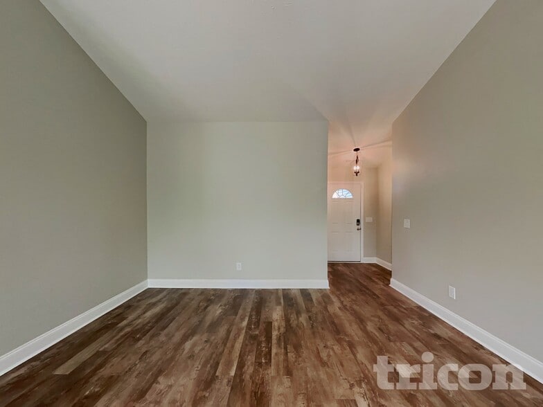 Building Photo - 1059 Berra Dr