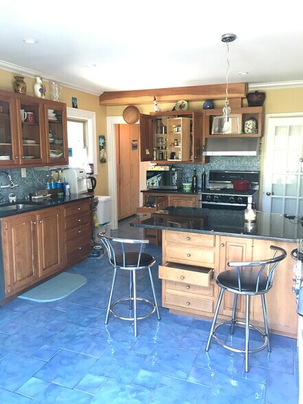 Primary Photo - 87 Union St