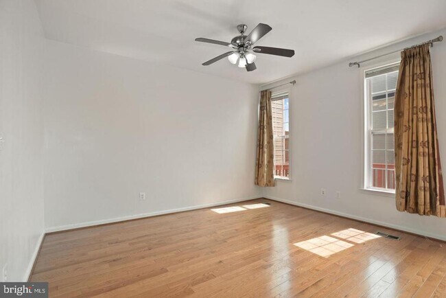 Building Photo - 22052 Dilworth Square