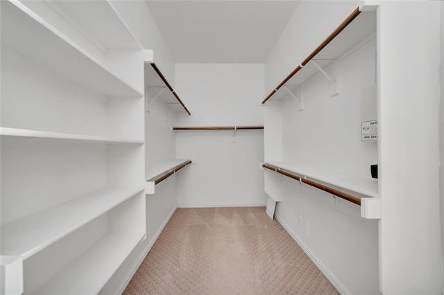 Building Photo - 112 Crestbrook Dr