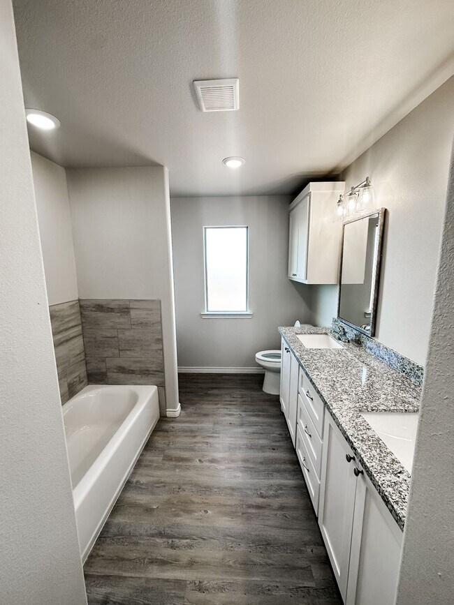 Building Photo - New Construction