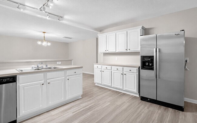 Building Photo - 6 Orion Star Ct