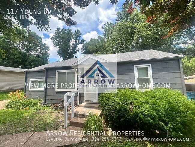 Building Photo - 117 Young Dr