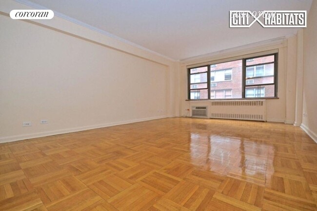 Building Photo - 420 E 55th St