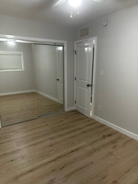 Building Photo - 10817 Huston St
