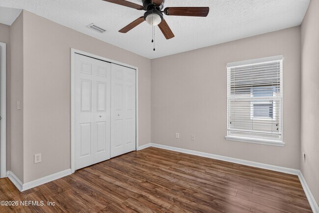 Building Photo - 7047 Deer Lodge Cir