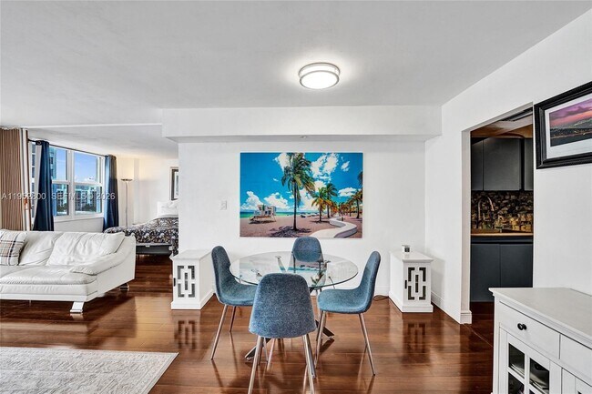 Building Photo - 2201 S Ocean Dr