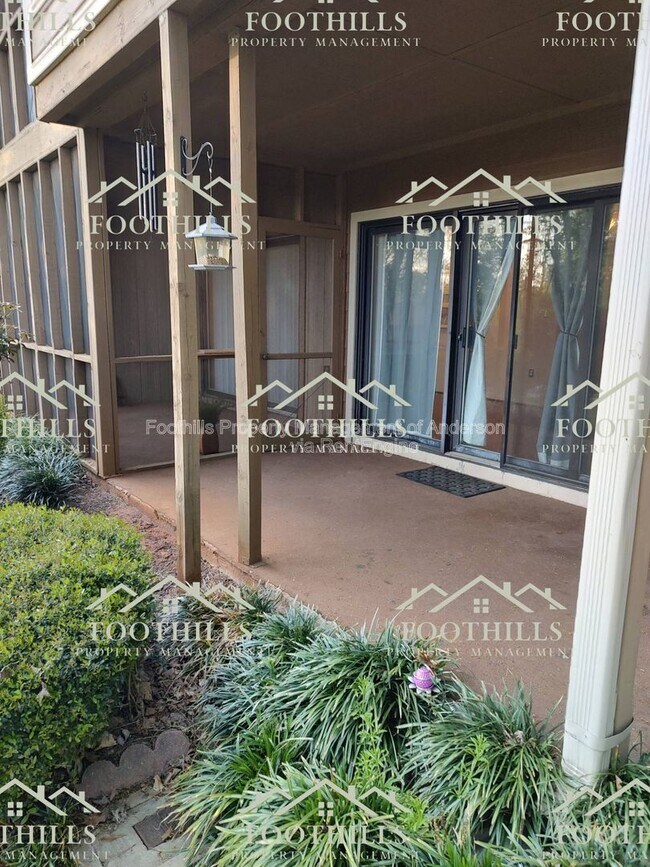 Building Photo - 2105 Portside Way