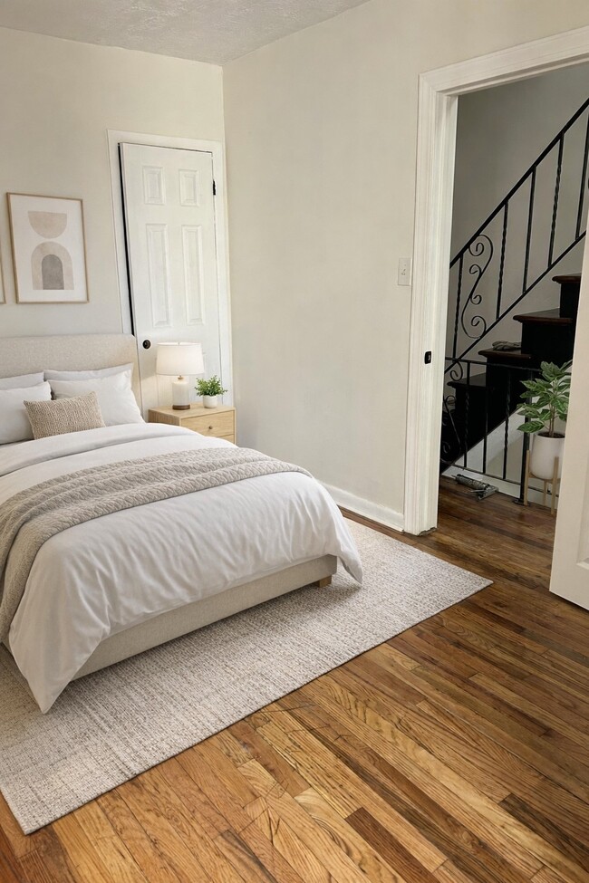 Building Photo - 2016 N Woodstock St