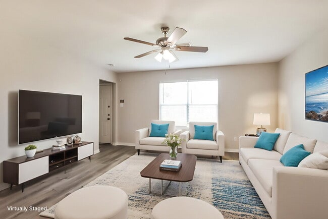 Building Photo - 28923 Village Creek Loop