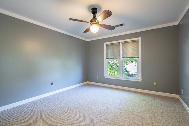 Building Photo - 3 Buckingham Ct