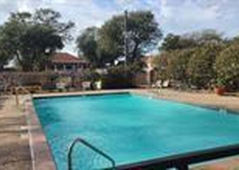 Building Photo - 7510 Hornwood Dr