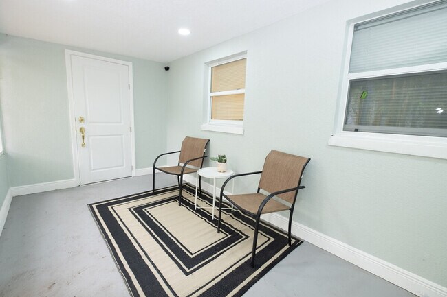 Building Photo - 3007 E 21st Ave