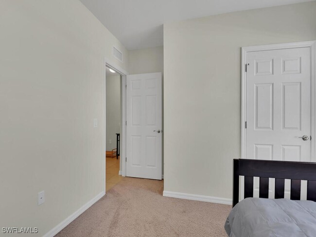 Building Photo - 3446 Acapulco Cir