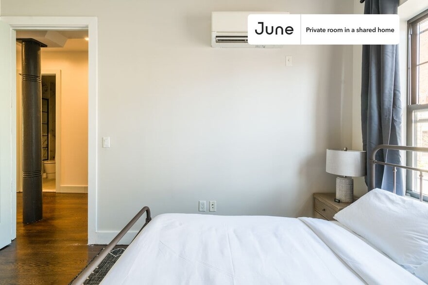 Building Photo - Room in Shared 4 bed/2 bath home in Bedford-Stuyvesant