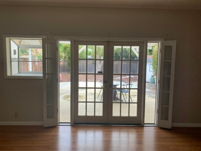 Building Photo - 1537 Heartwood Dr