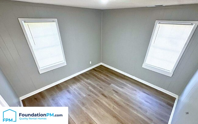 Building Photo - 1748 Benning St