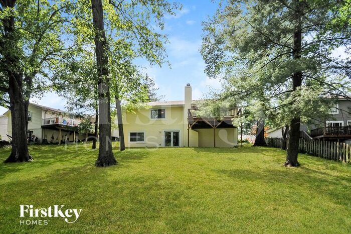 Building Photo - 134 Holly Green Dr