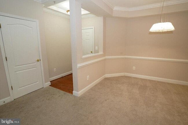 Building Photo - 2115 Ganton Green